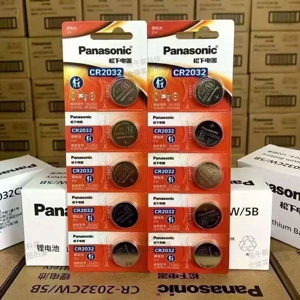 Original Panasonic CR2032 Lithium Battery